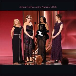 $4990 Monique Lhuillier Embellished Berry Lace Sweetheart Runway Jumpsuit